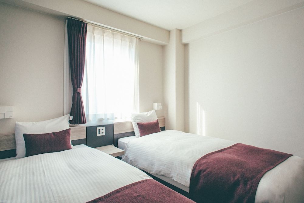 Basic Twin Room