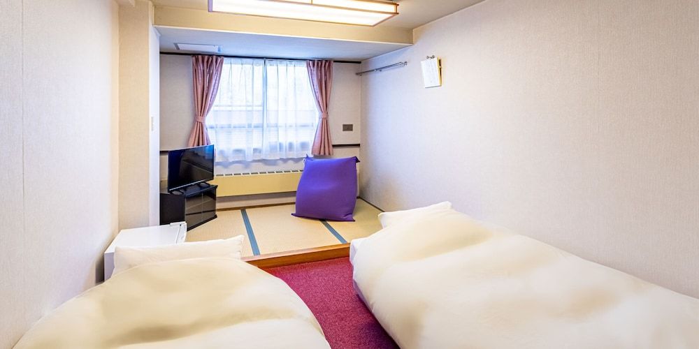 Twin Room with toilet (Shared Bathroom), Non Smoking