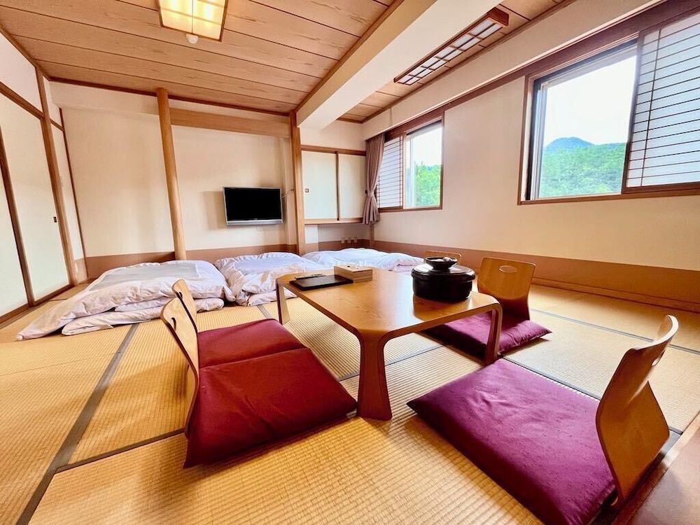 Tatami Family Room with toilet (Shared Bathroom), Non Smoking