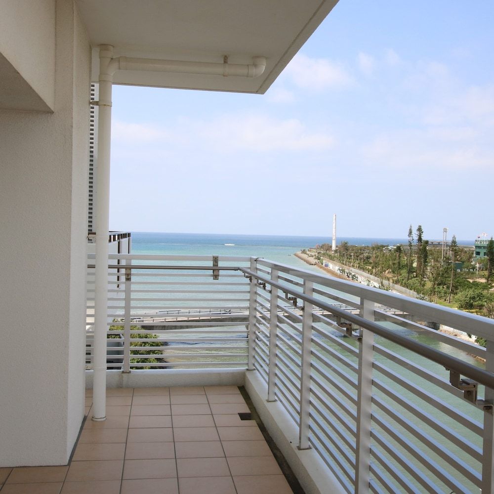 Araha Blue Resort 6F