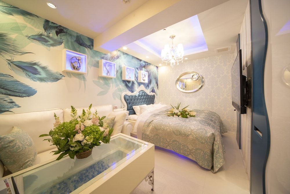 HOTEL G-Style - Adults Only Standard Double Room, 1 Double Bed, Smoking 8