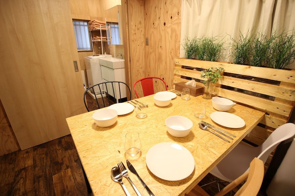 undefined Screamer 2 4