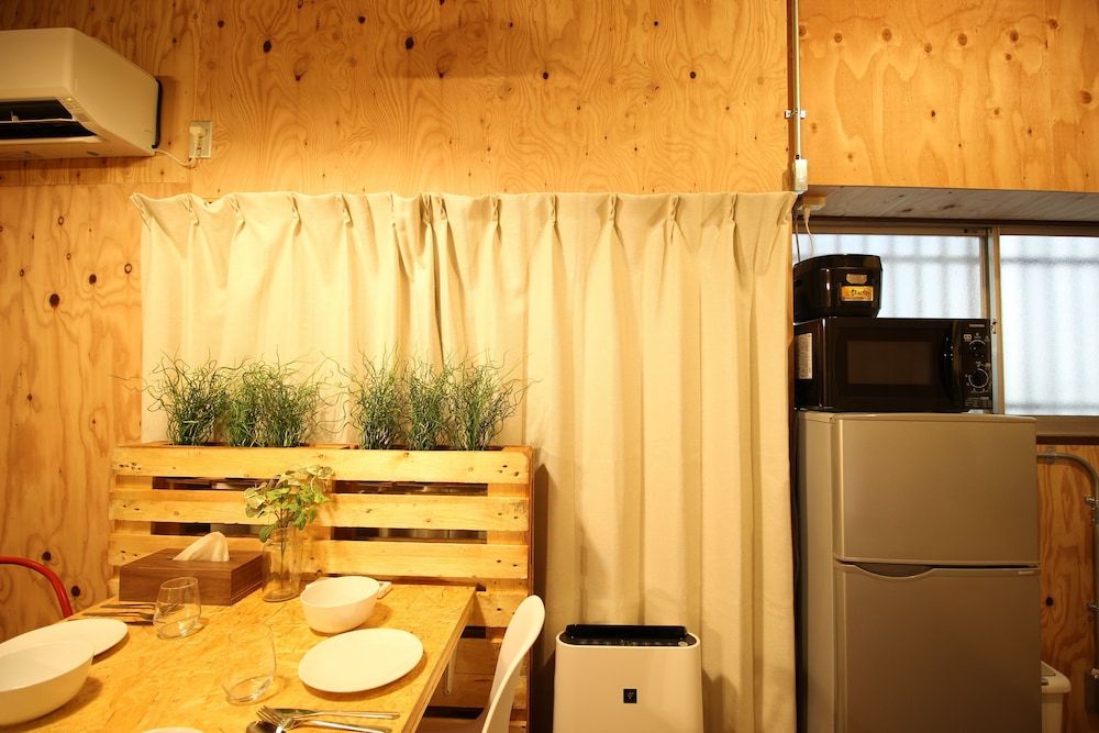 undefined Screamer 2 2