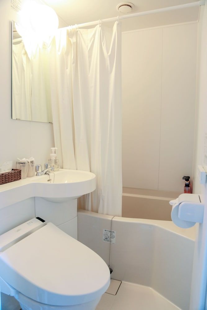 Hotel Comfact Twin Room, Non Smoking 2