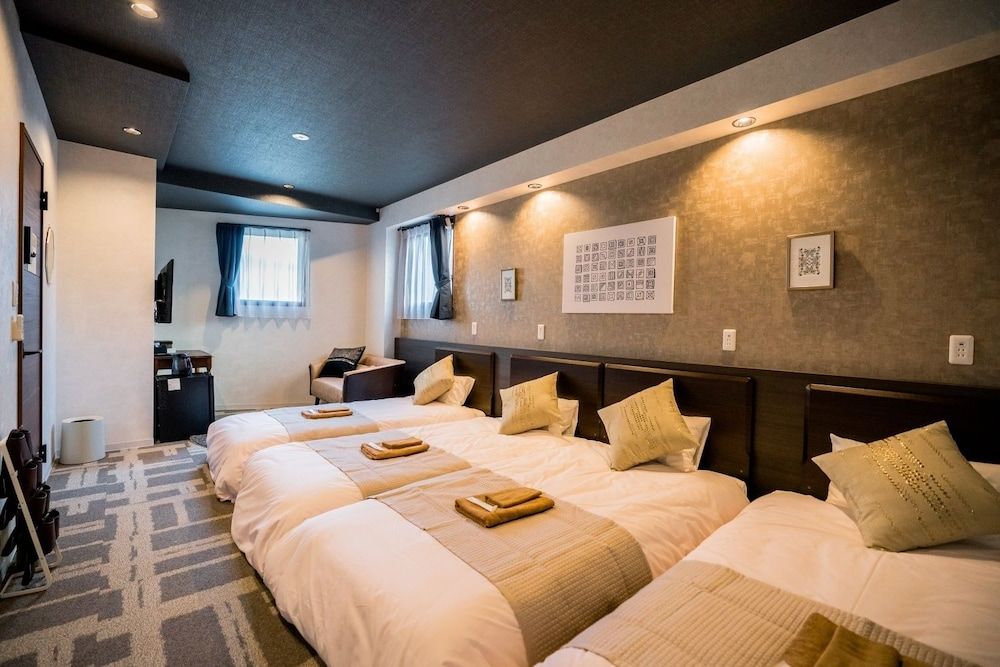 undefined UCHI Asakusabashi 8