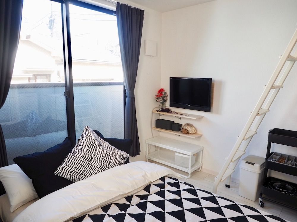 Cozy Vibes Apartment Hotel Signature Apartment, 1 Large Twin Bed, Non Smoking 2