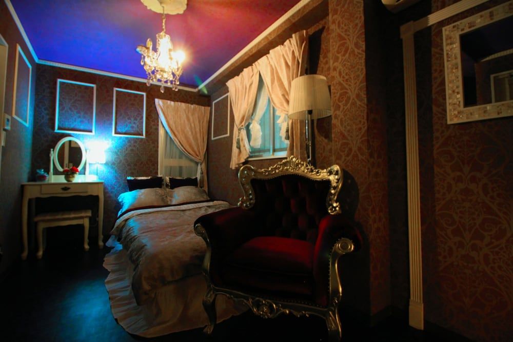 undefined Micro Hotels near Roppongi 7