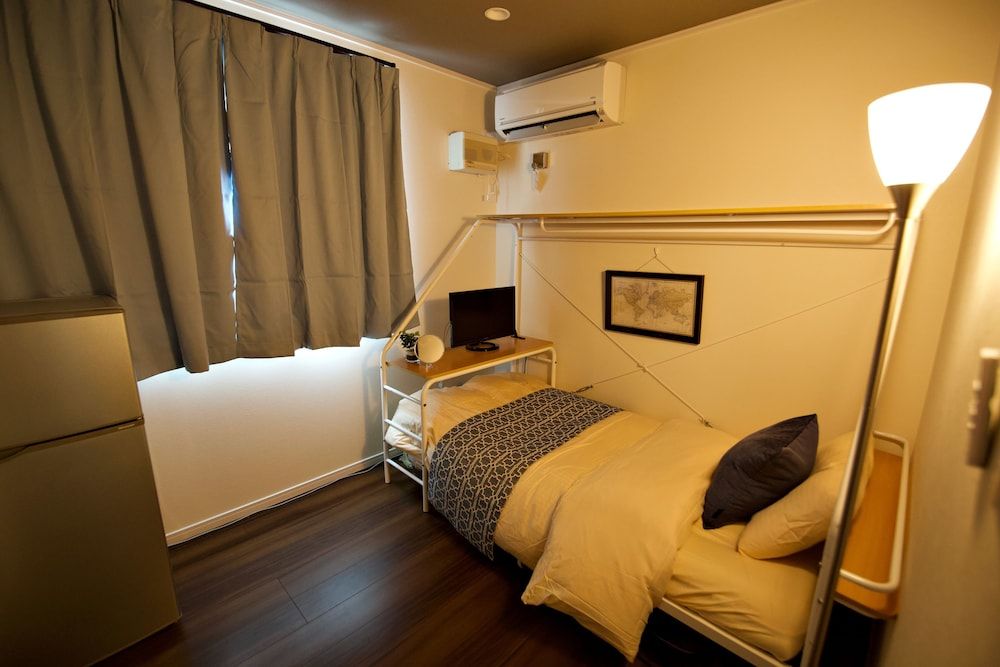 Zeus Ikegami Private Vacation Home with 11 Rooms 9