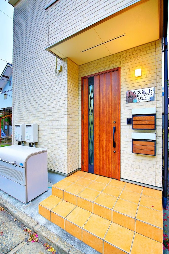 undefined Zeus Ikegami 3