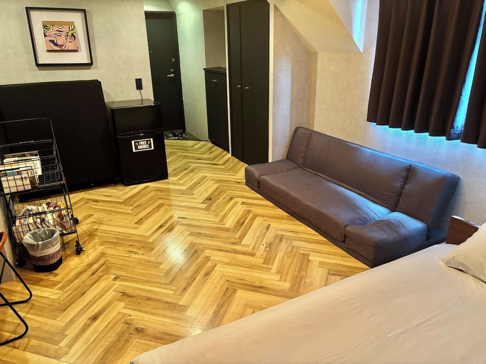 Book Tea Bed Shinjuku-Gyoen Comfort Double Room, 1 Double Bed 5