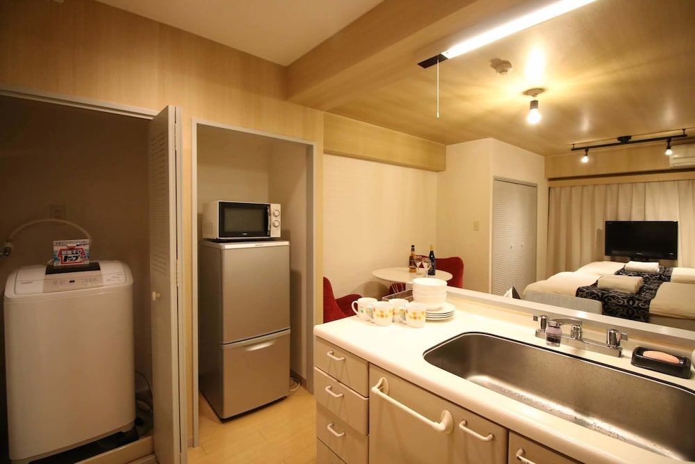 F apt 202 Mickey House SHIBUYA SHINJUKU Apartment 14