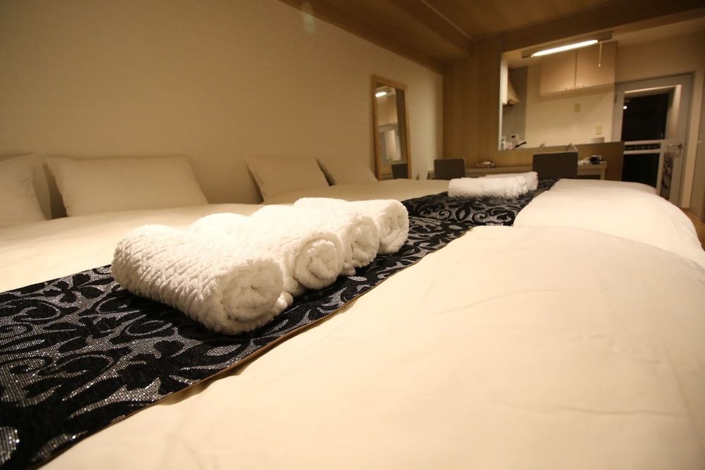 undefined F apt 202 Mickey House SHIBUYA SHINJUKU 7