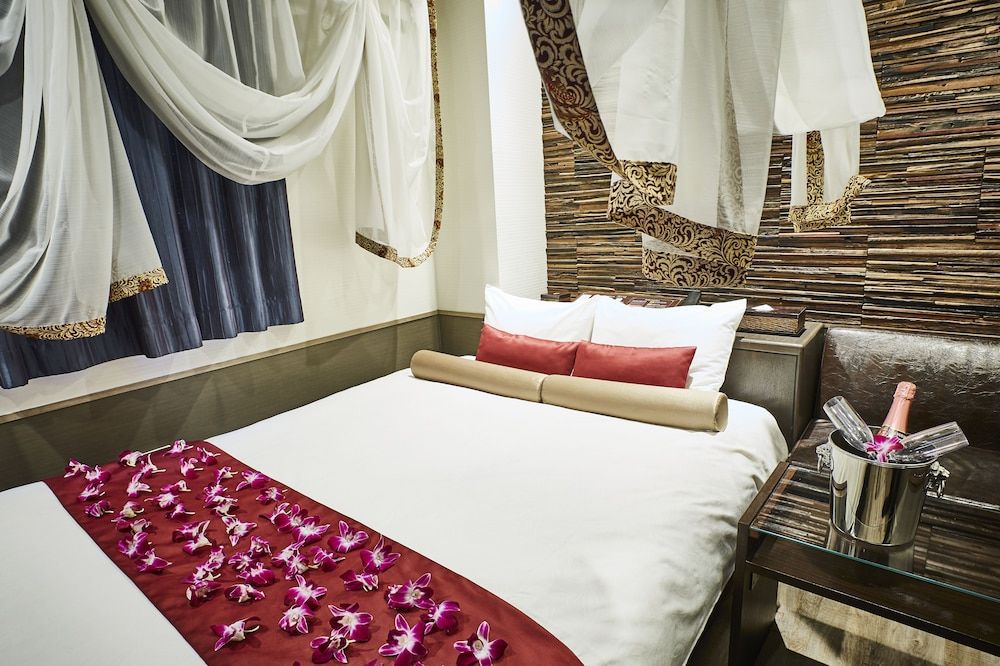 undefined Hotel Petit Bali Higashishinjuku - Adults Only