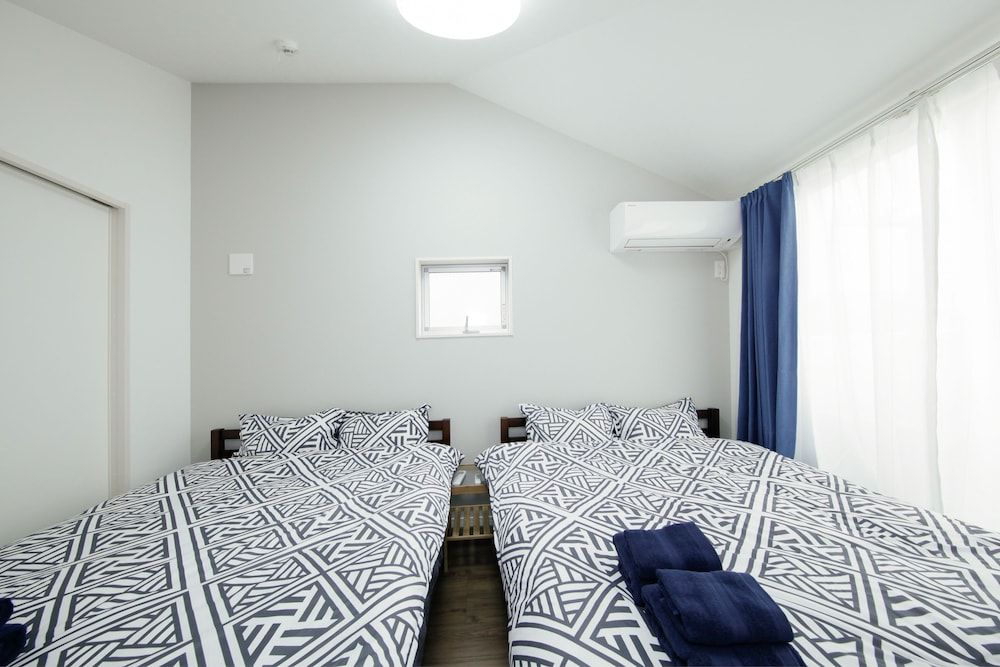 undefined Higashi-Rokugo House WHITE 7