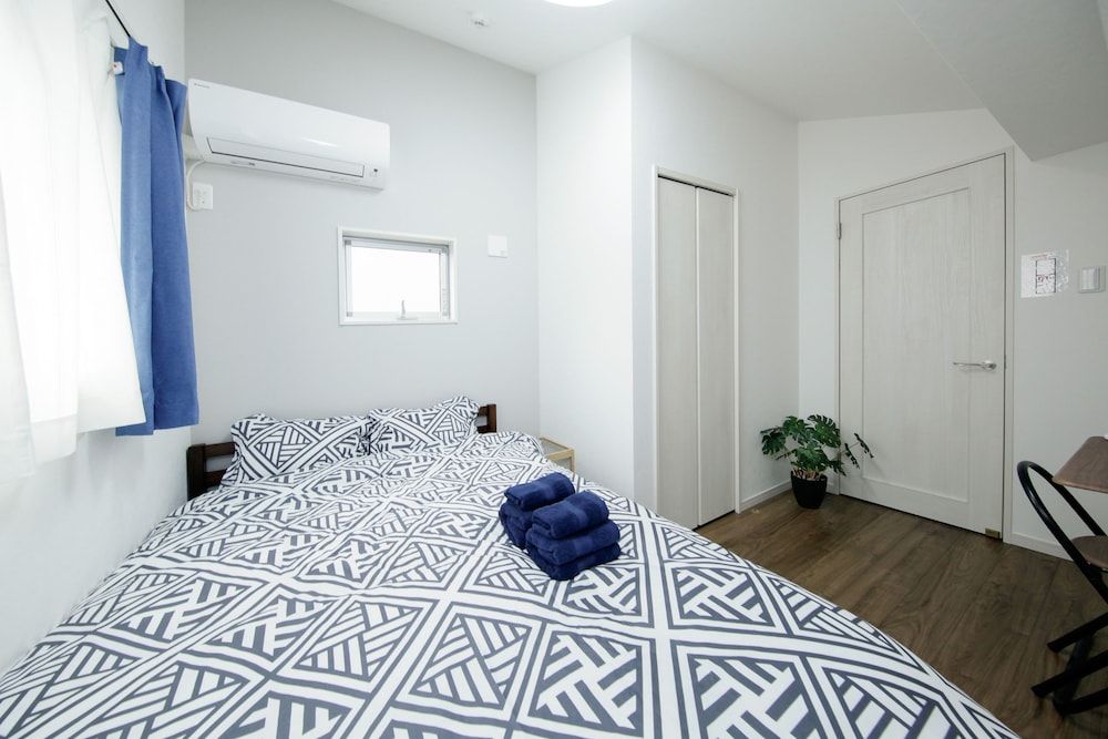 undefined Higashi-Rokugo House WHITE