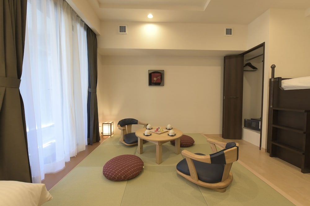 Hotel Brilio Asakusabashi Japanese Western Style Corner Family Room, Non Smoking 6