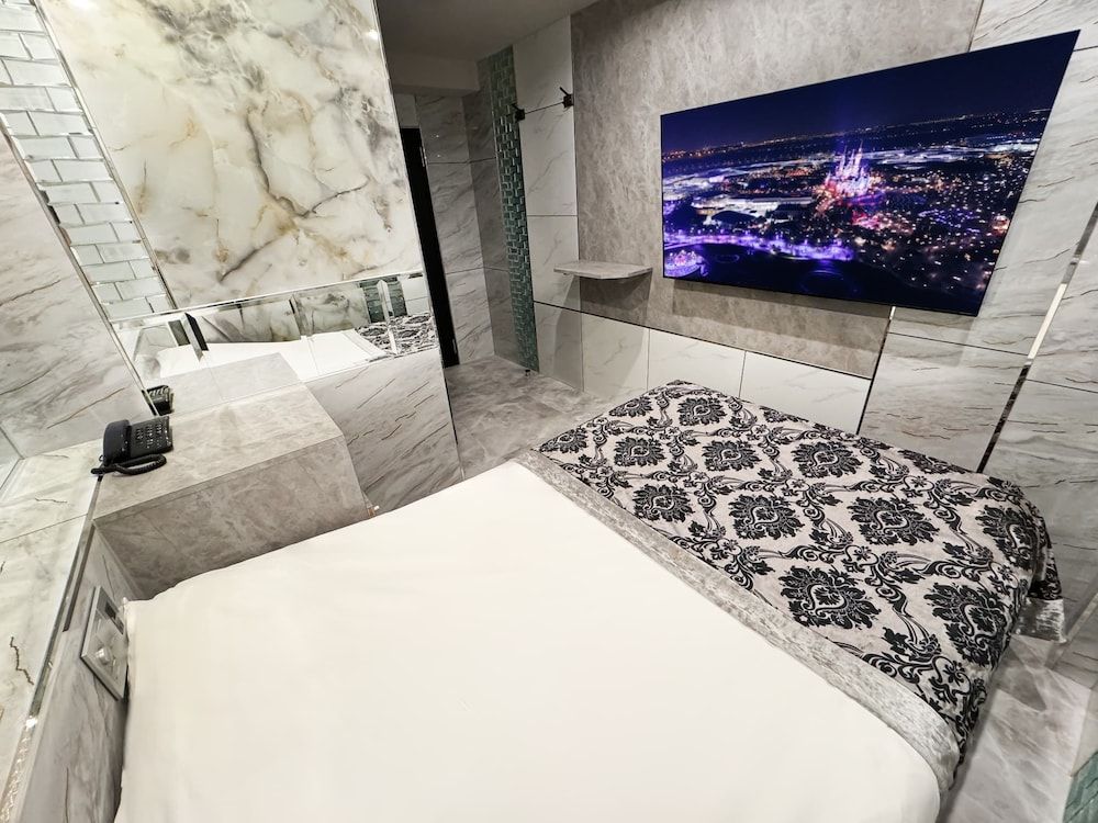 Hotel Rocks Single Room 10