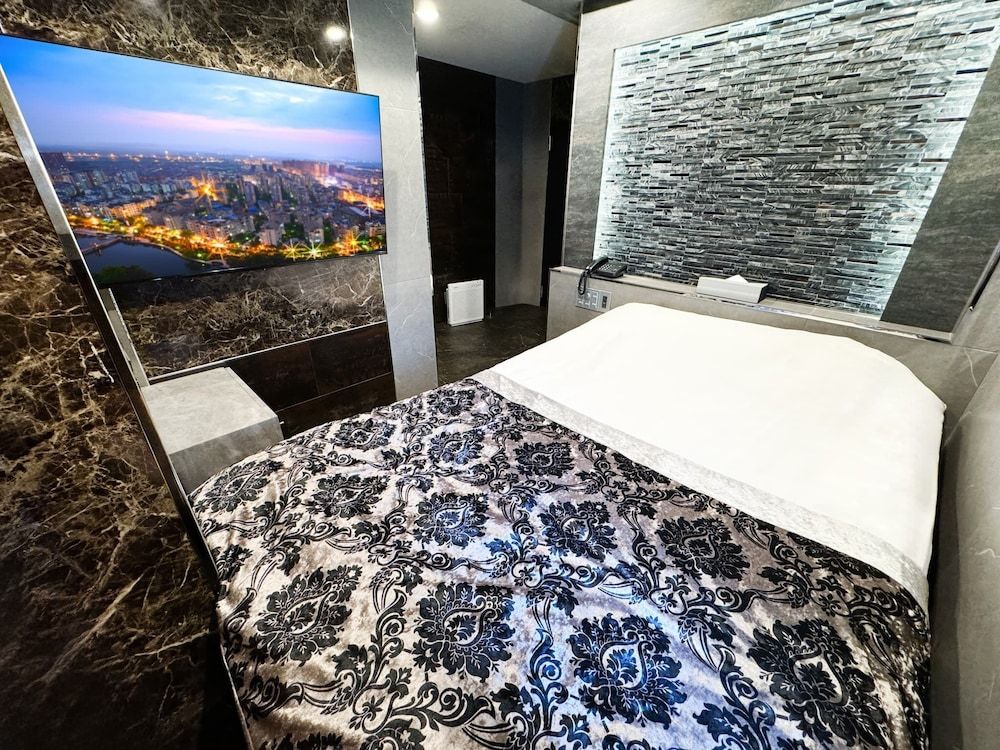 Hotel Rocks Single Room 6