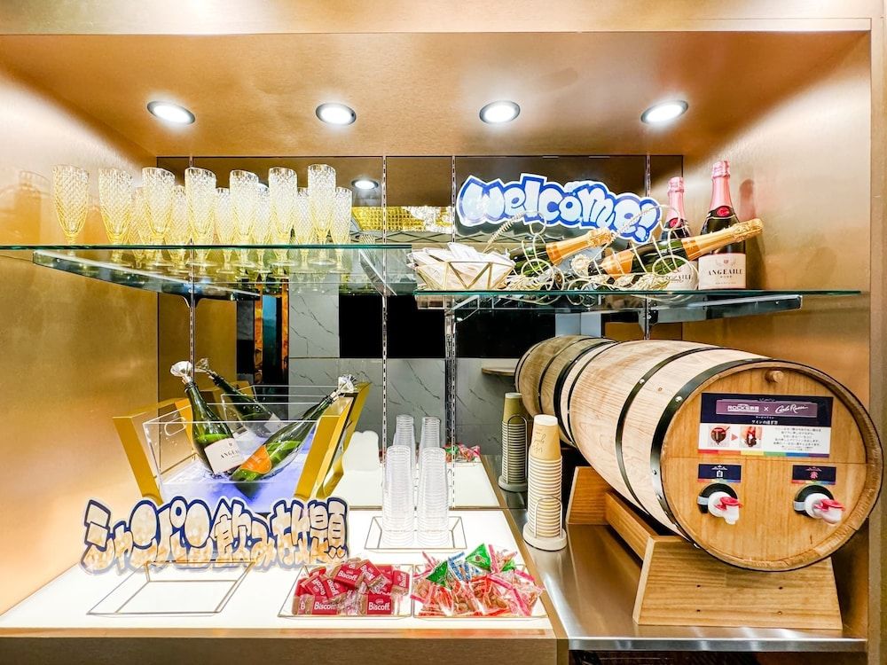 undefined Hotel Rocks 6