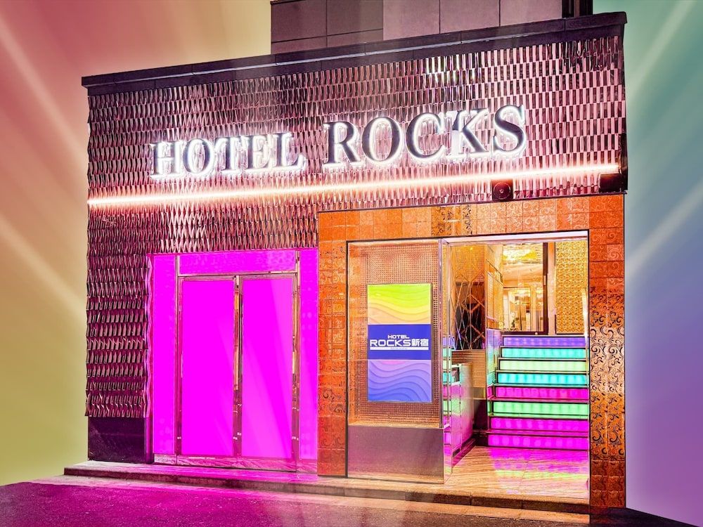 undefined Hotel Rocks 3