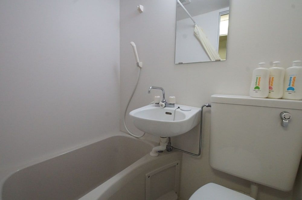 TokyoGuest Nihombashi Twin Room 3