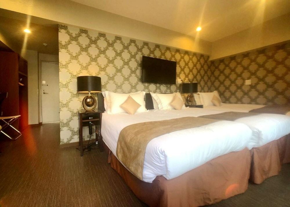 Signature Triple Room, 3 Twin Beds, Non Smoking, Refrigerator & Microwave