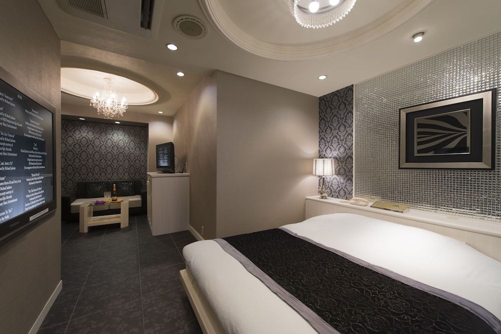 Hotel Linden Oji Double Room 6