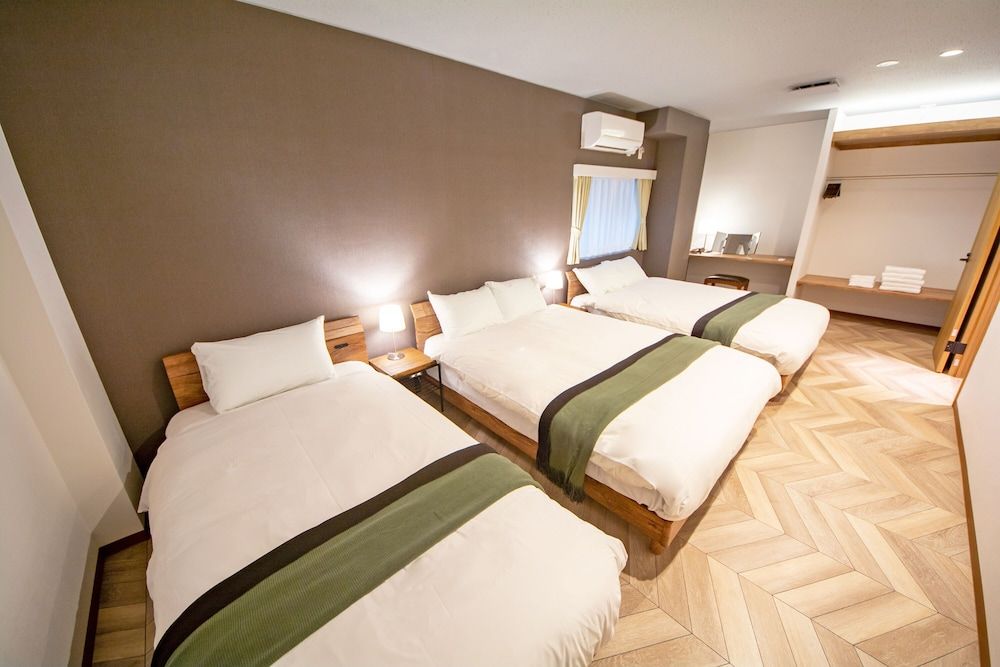 undefined American Vintage Suite 2