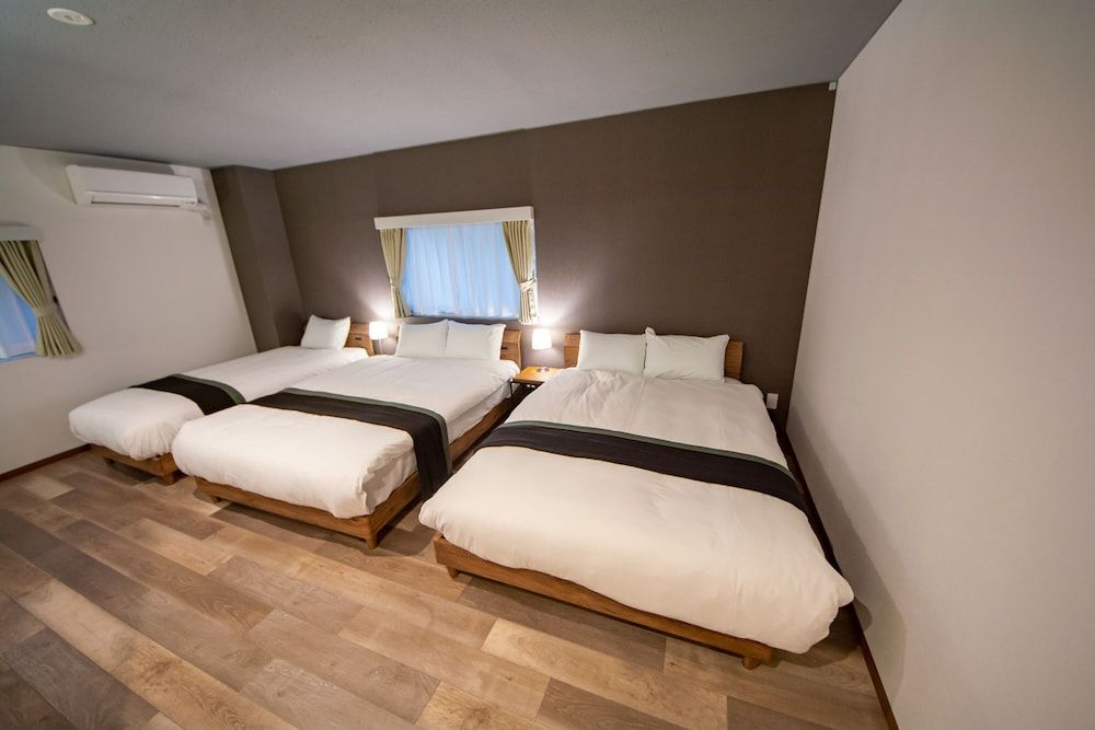 undefined American Vintage Suite 6