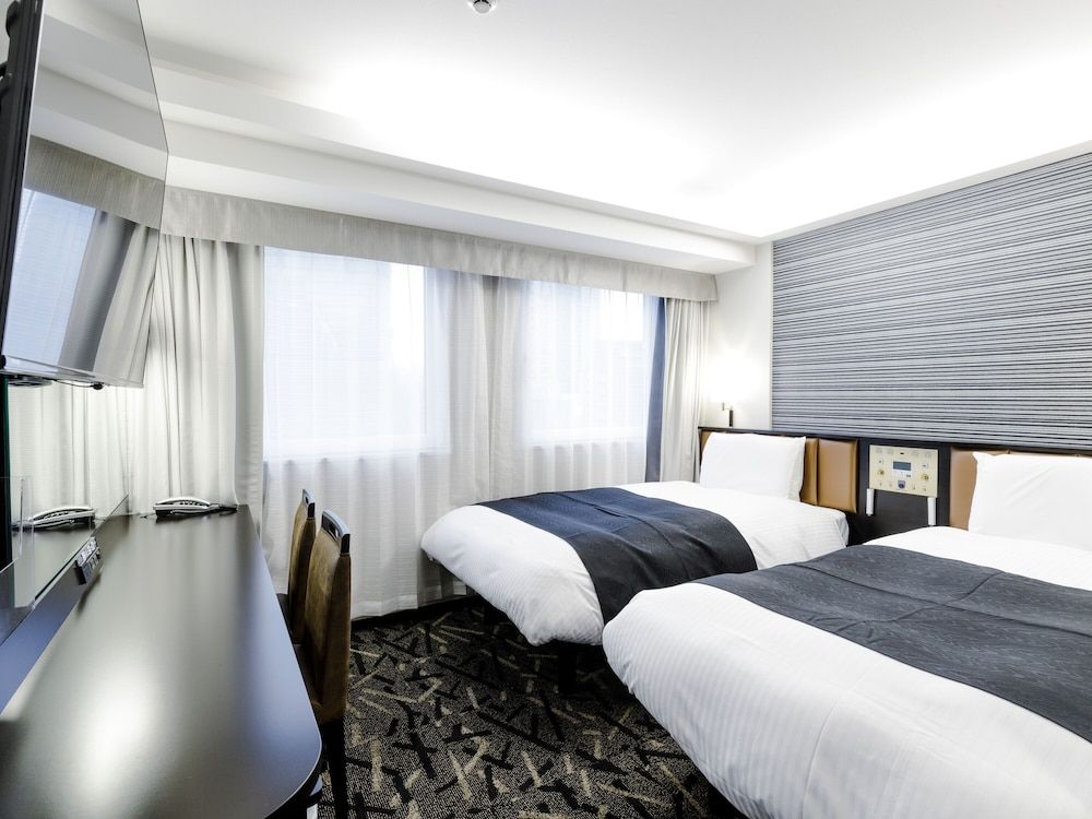 undefined APA Hotel & Resort Roppongi Ekihigashi 2