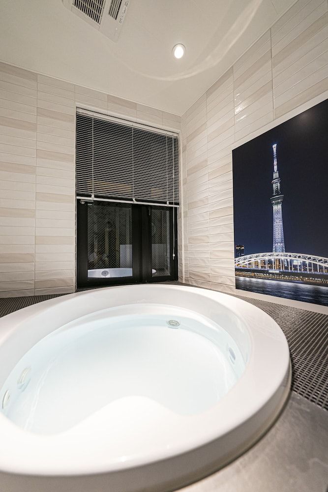 undefined La Krasse Skytree 6
