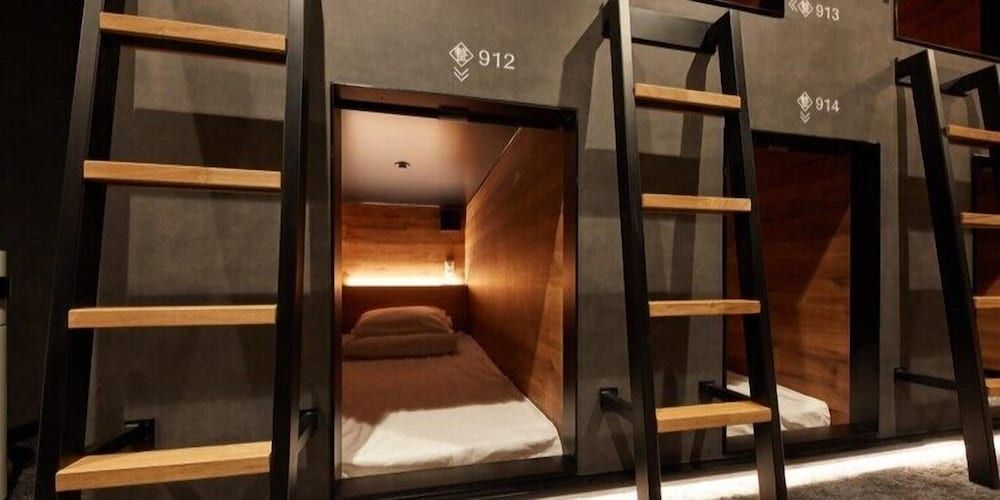 undefined Rembrandt Cabin and Spa Shimbashi - Caters to Men 2