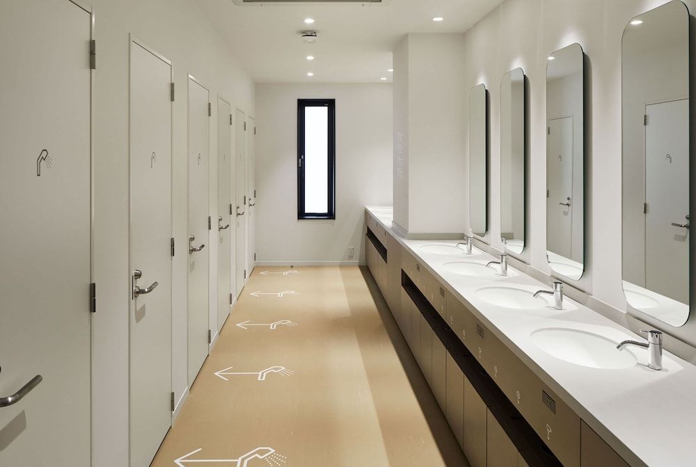 undefined 9h nine hours Ningyocho 8