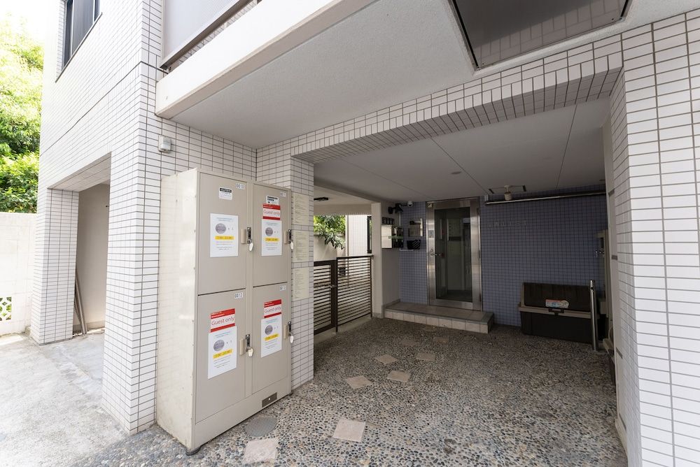 undefined Minamiaoyama 1st 3