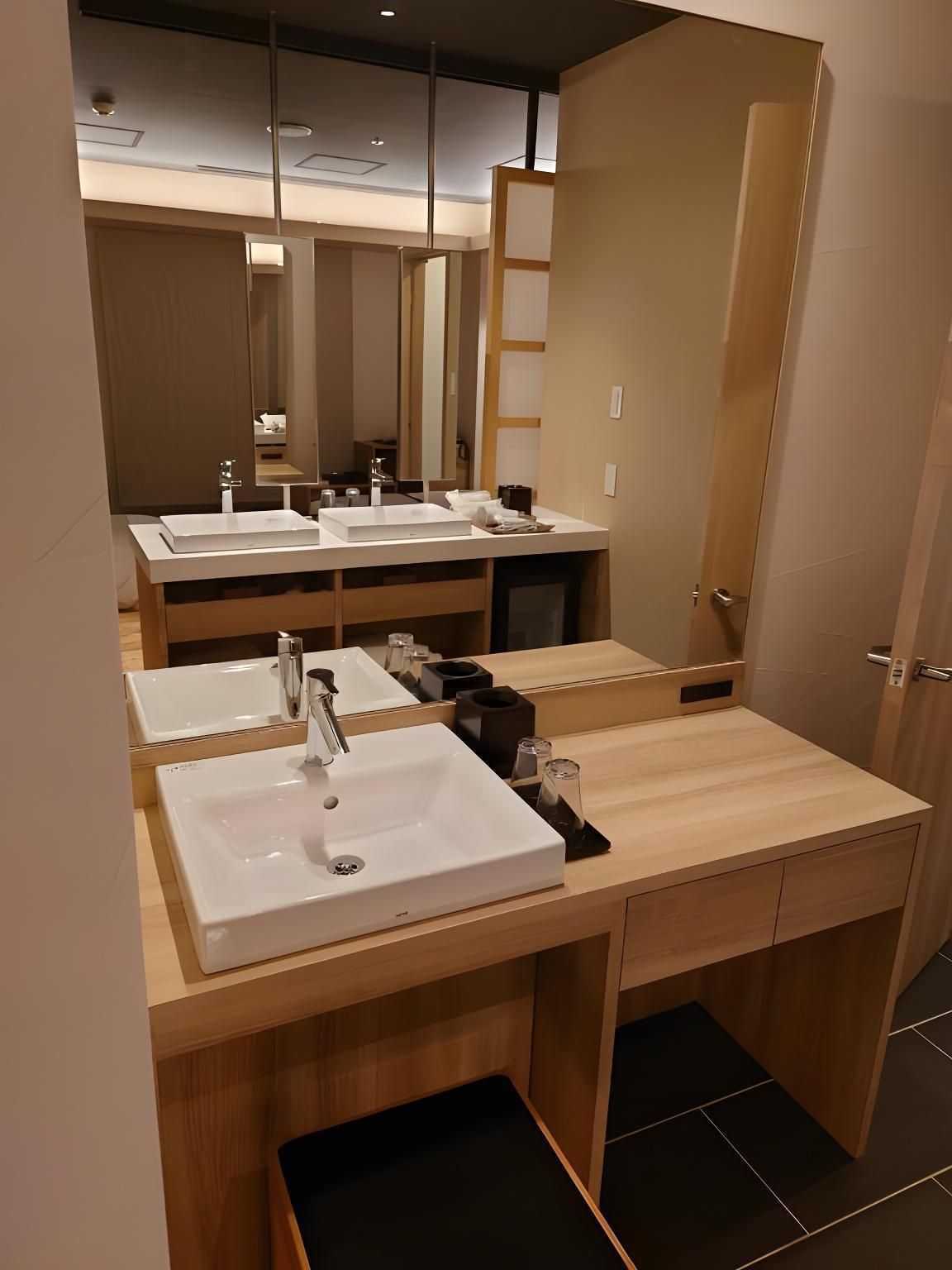 Premium Deluxe Twin Room