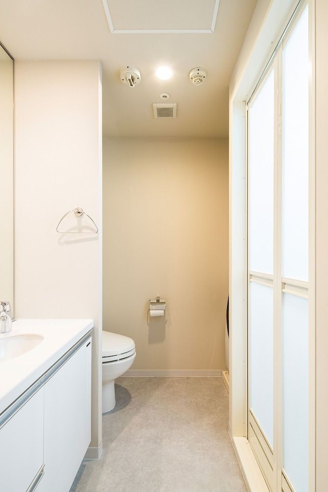 Section L Residence Ginza Deluxe Studio Apartment 8