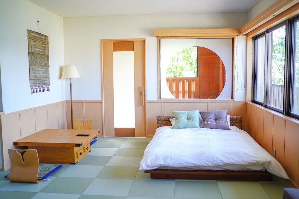 Japanese Western Style Room, KAZE