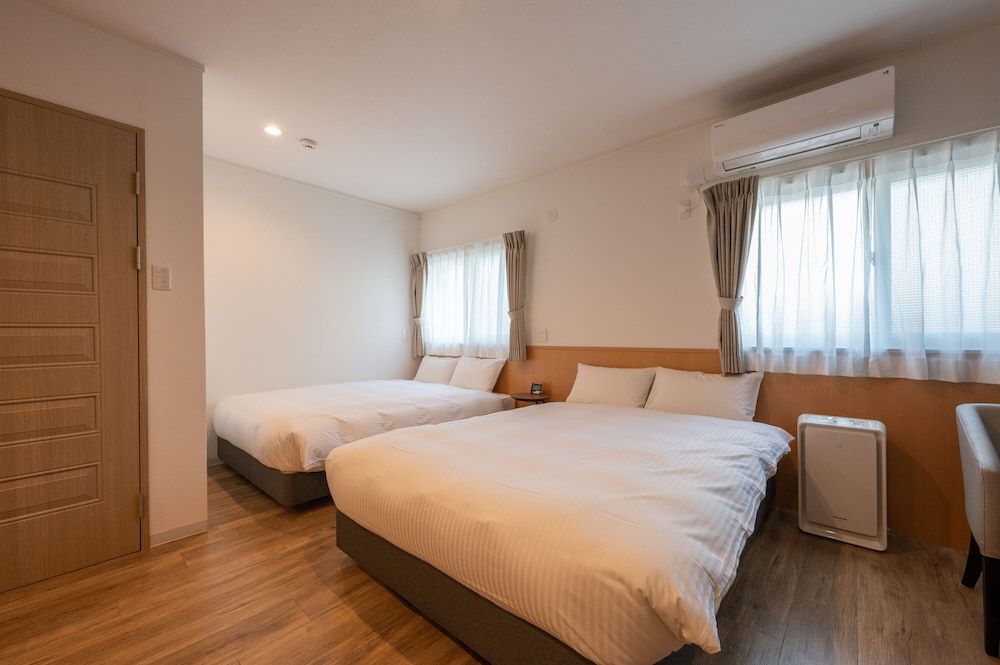 Deluxe Twin Room, Non Smoking (check-in is not available after 11PM)