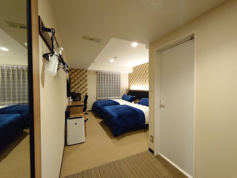 Standard Twin Room, 2 Wide Beds, Smoking
