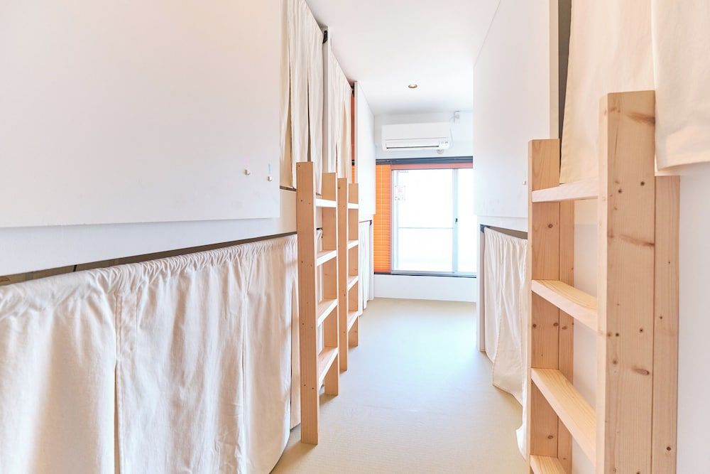 J-Hoppers Lake Biwa Guesthouse - Hostel Bed in 6 Bed Female Dormitory Room 10