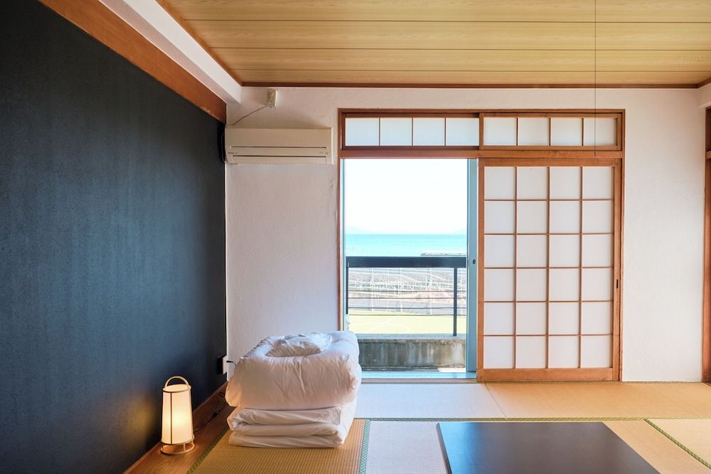 J-Hoppers Lake Biwa Guesthouse - Hostel Japanese Style Single with Shared Bathroom 2