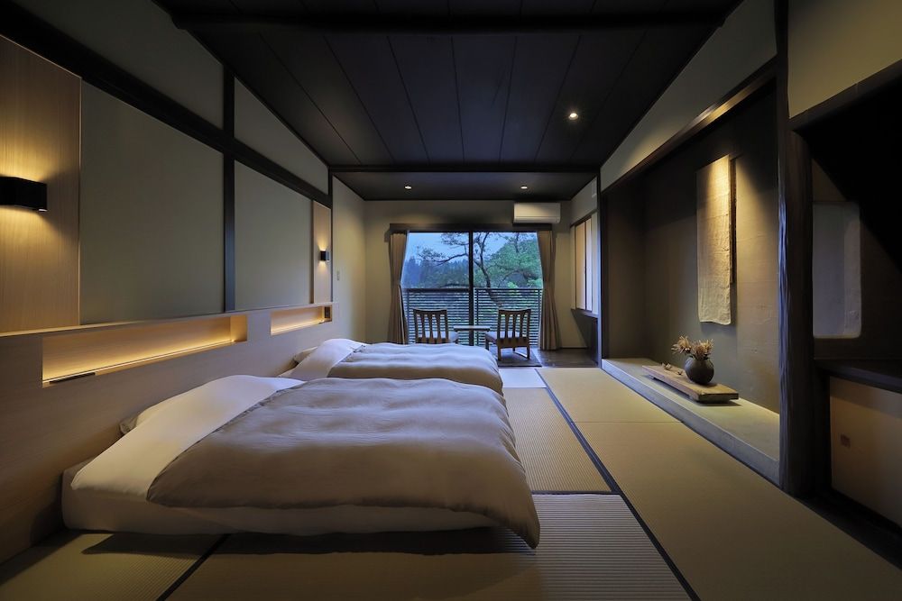 [Superior] Japanese Modern Twin Room, 37.4 sqm, Shared Bathroom
