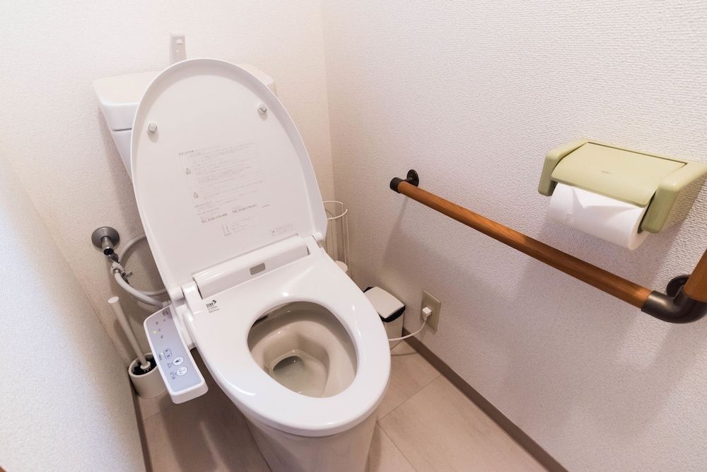 Bijou Suites Ferries Wheel View 10 bed rooms for family 22