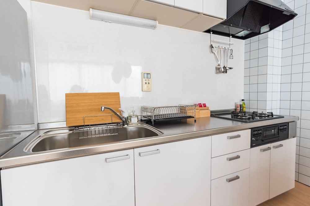 undefined Bijou Suites Ferries Wheel View 7