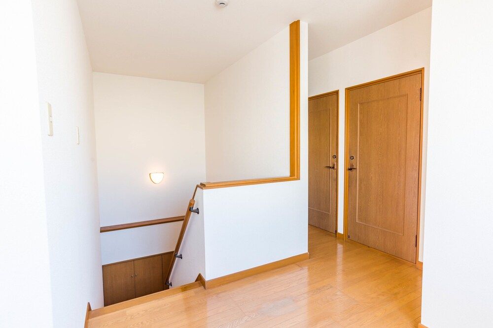 Bijou Suites Ferries Wheel View 10 bed rooms for family 32