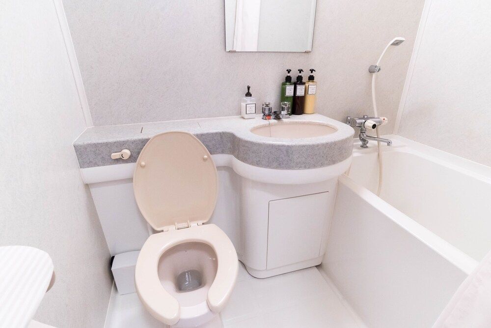 Bijou Suites Ferries Wheel View 10 bed rooms for family 25