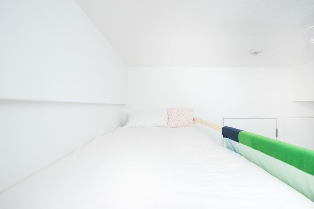 undefined URO apt Tsuruhashi station 6