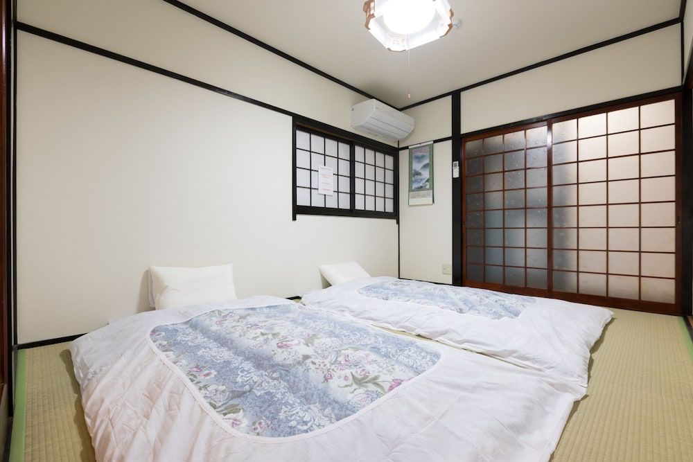 undefined Karinsou 6