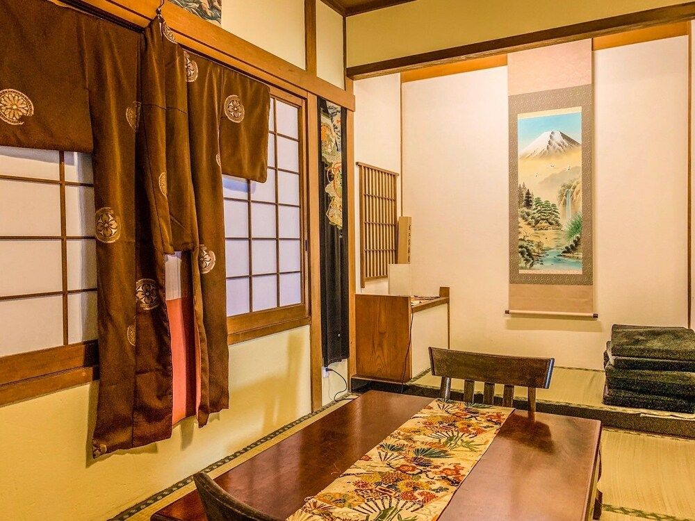 Wasaike Traditional House, 3 Bedrooms 8