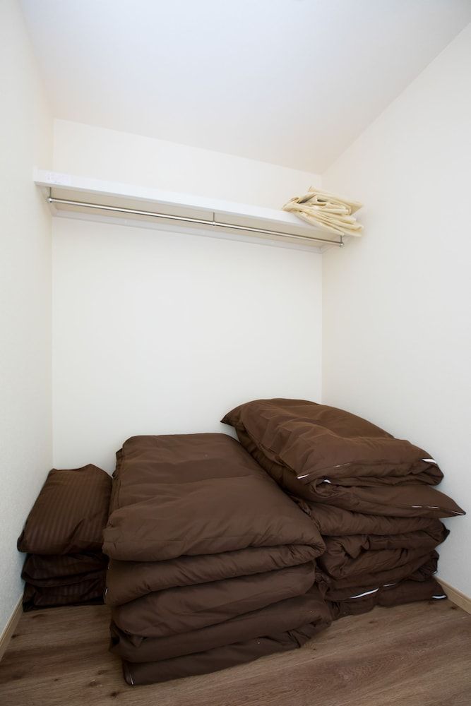 Tsuru House Family Room 18